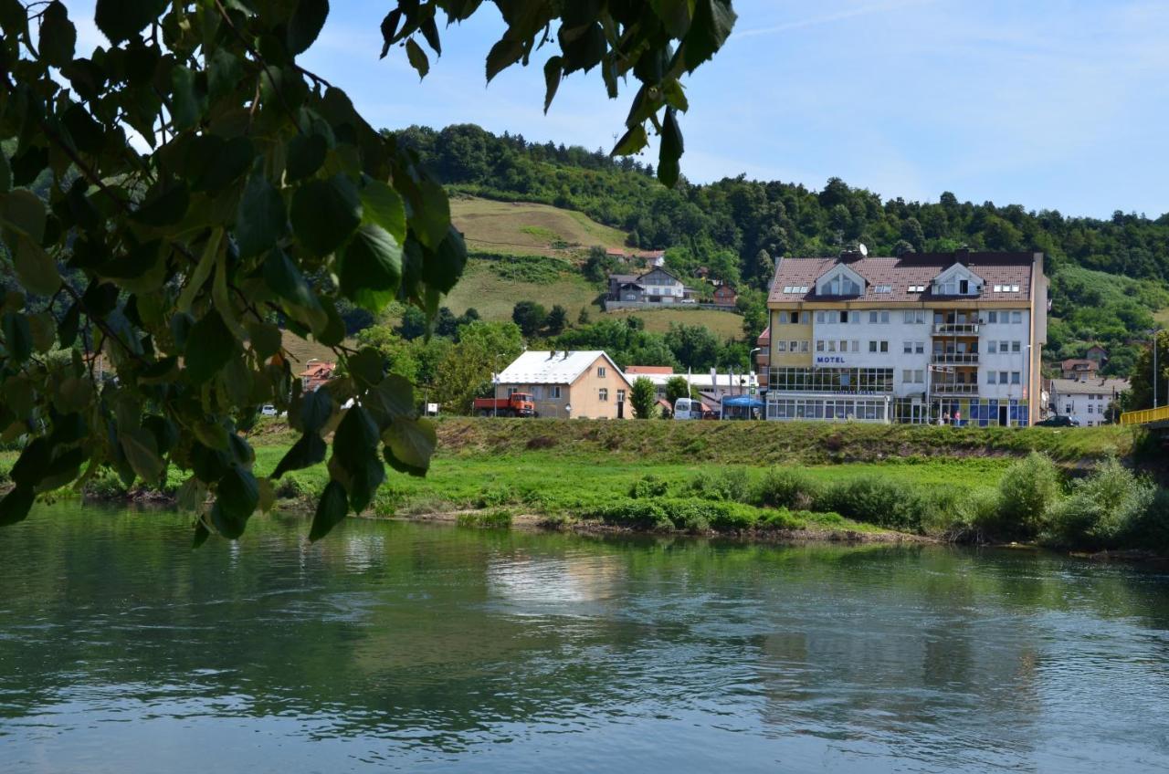Motel New Sanatron Bosanski Novi ภายนอก รูปภาพ