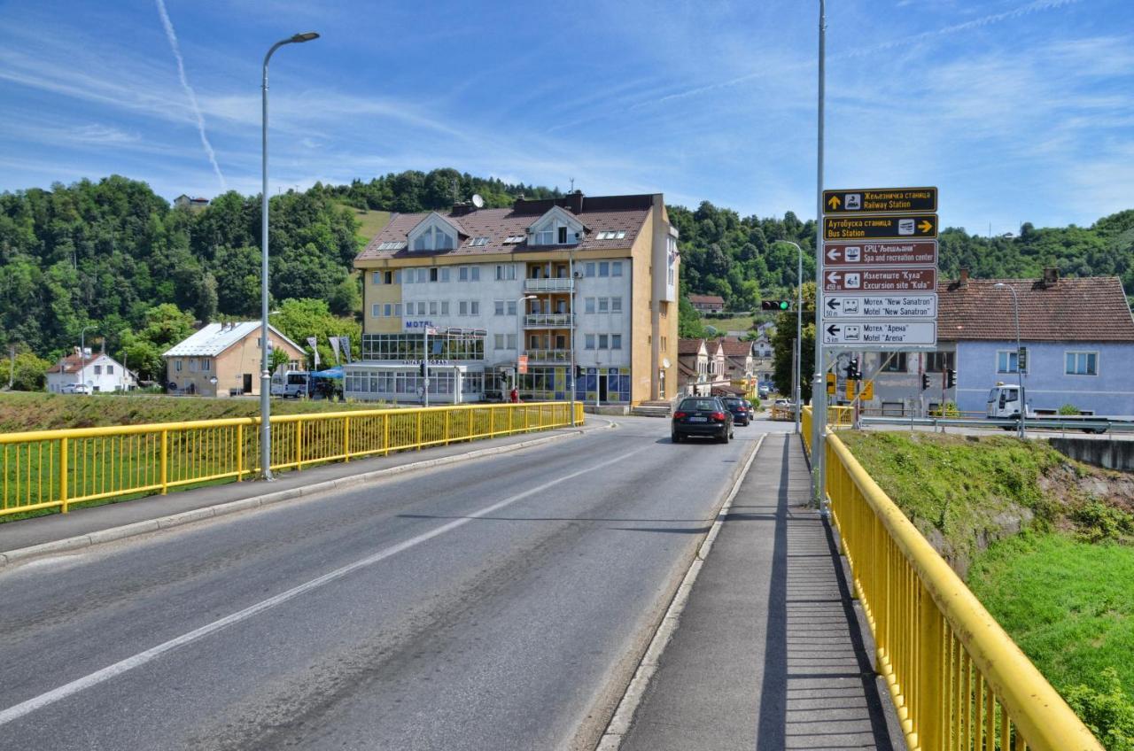 Motel New Sanatron Bosanski Novi ภายนอก รูปภาพ