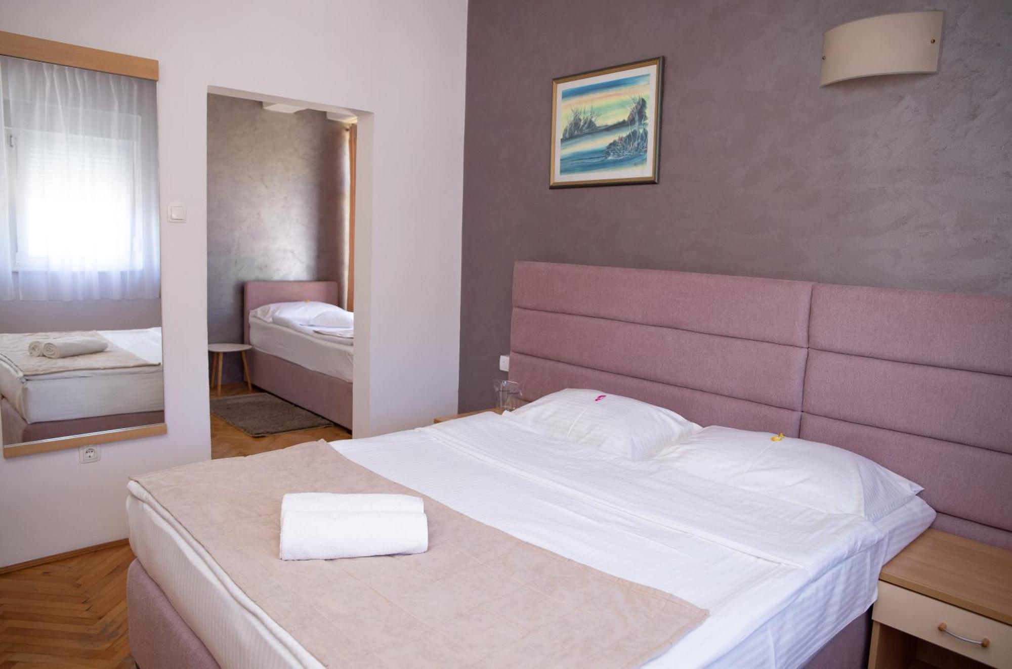 Motel New Sanatron Bosanski Novi ภายนอก รูปภาพ