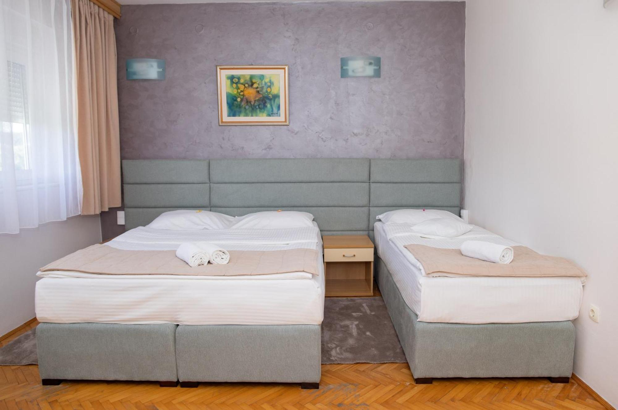 Motel New Sanatron Bosanski Novi ภายนอก รูปภาพ