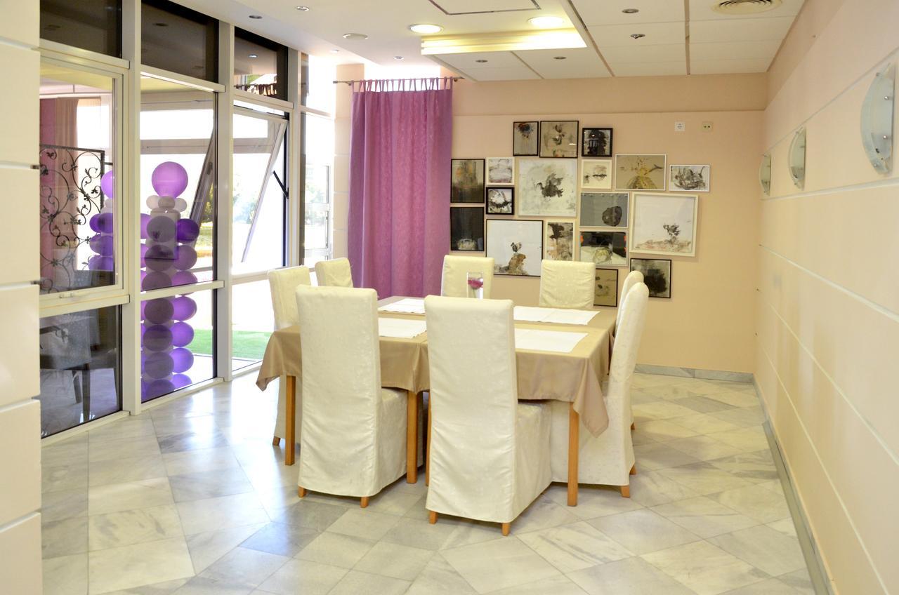 Motel New Sanatron Bosanski Novi ภายนอก รูปภาพ